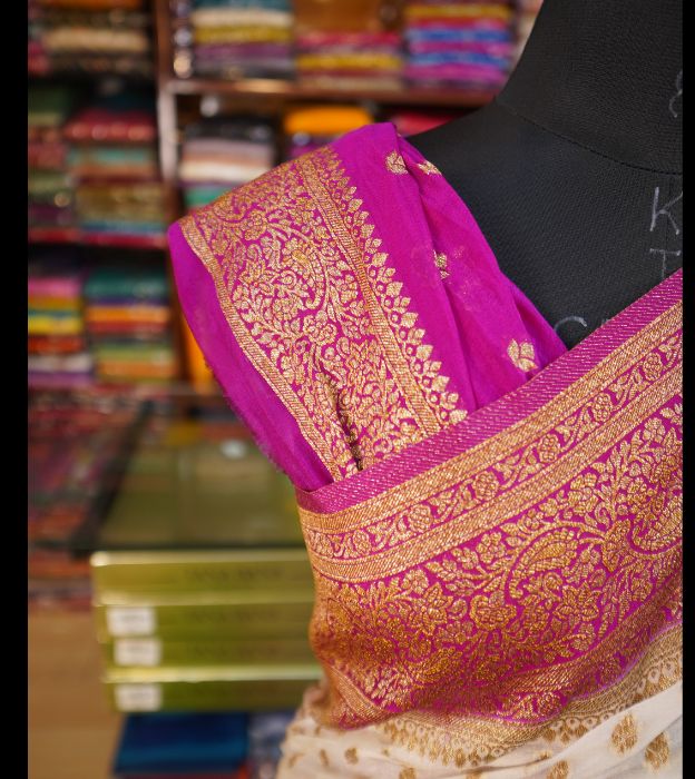 Elegant Semi Pure Khaddi Georgette Saree With Contrast Purplish Pink Border